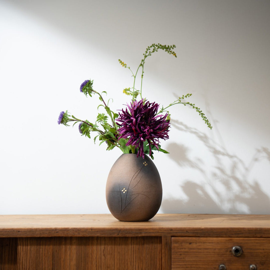 Jujube Flower Pattern Flower Vase