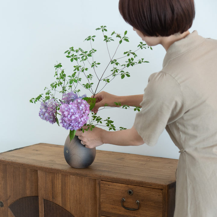 Jujube Flower Pattern Flower Vase