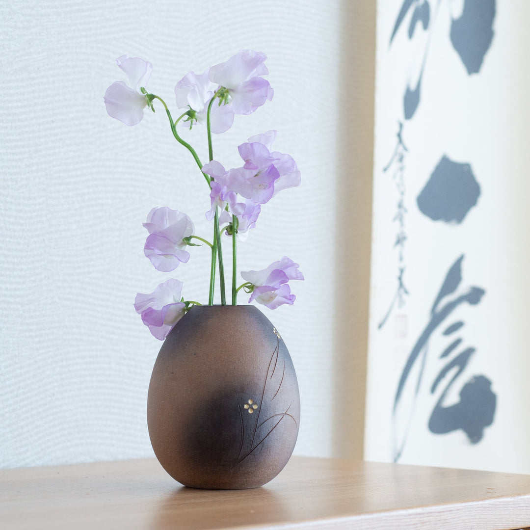 Jujube Flower Pattern Flower Vase